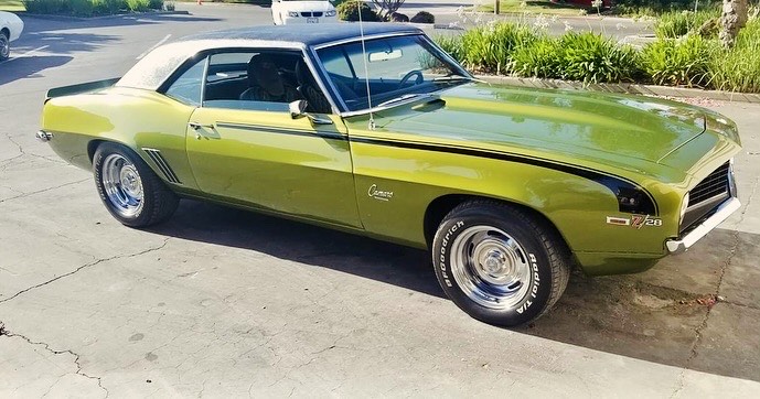 Finished green Camaro from the official Nik’s Auto Body project gallery