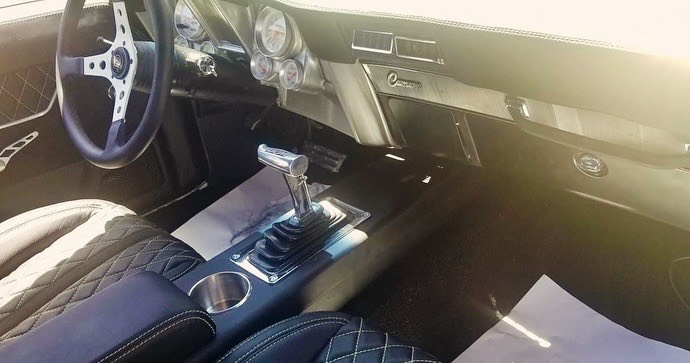 Finished Camaro interior from the official Nik’s project gallery